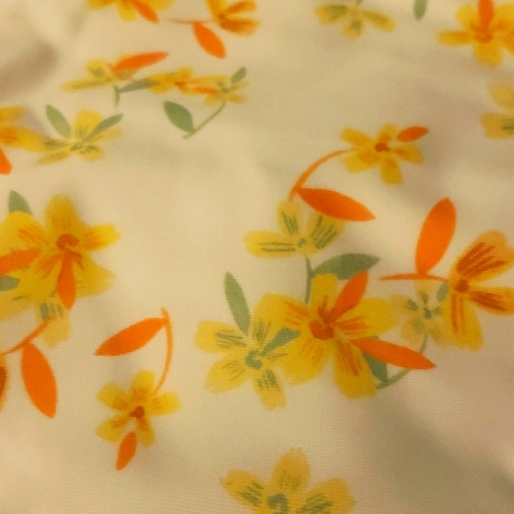 Cupshe Lindsay Ditsy Floral Underwire Bikini Size Size M - Picture 7 of 8